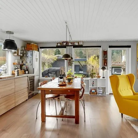Beautiful In Brkop With 1 Bedrooms And Wifi Ferienhaus Børkop